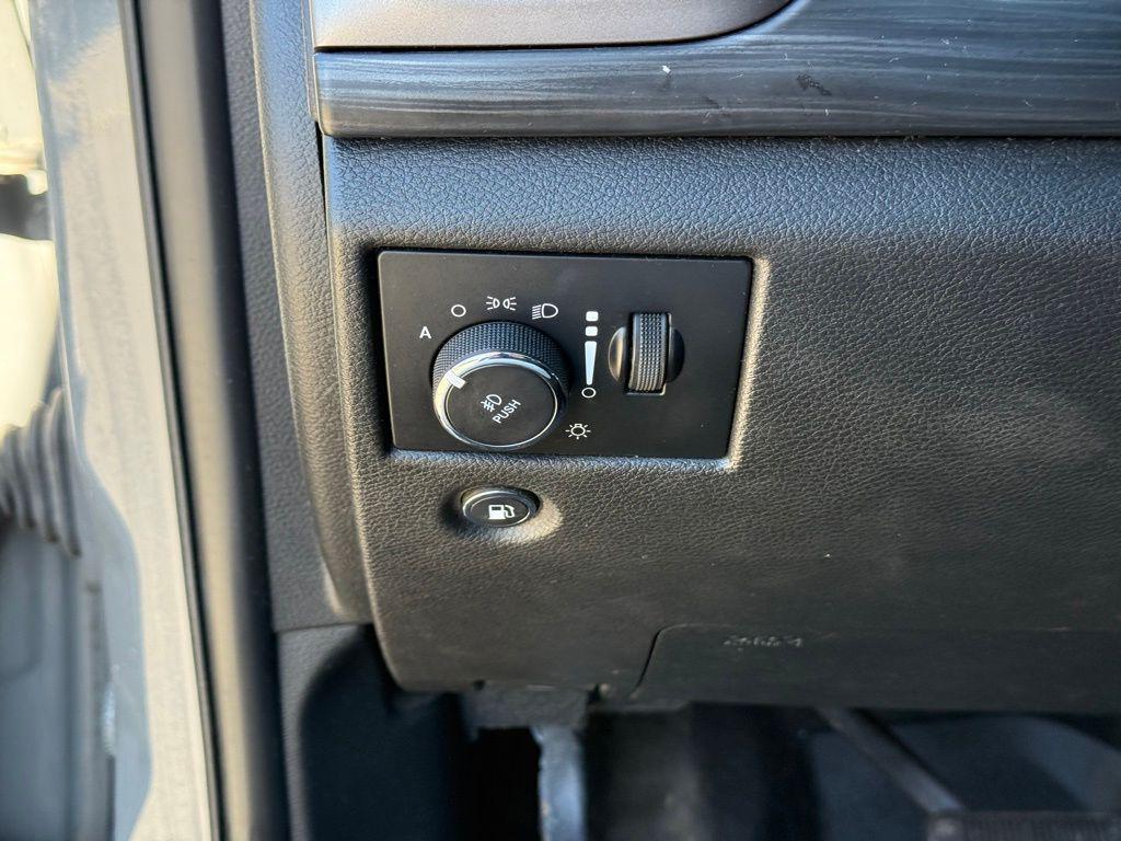 used 2019 Jeep Grand Cherokee car, priced at $18,850