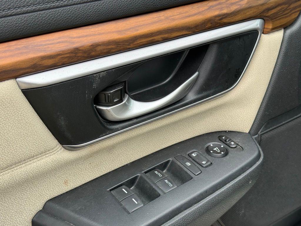 used 2017 Honda CR-V car, priced at $14,920