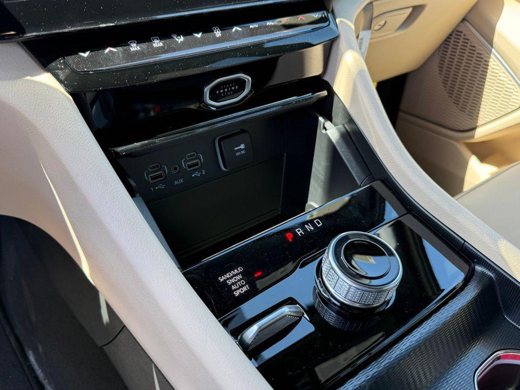 new 2026 Jeep Grand Cherokee car, priced at $35,400