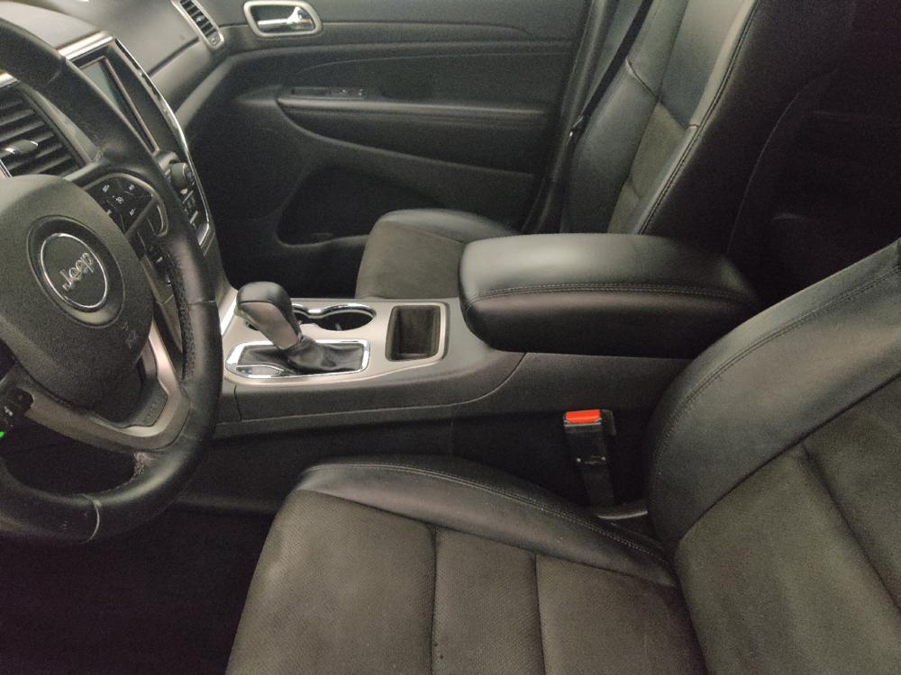 used 2018 Jeep Grand Cherokee car, priced at $17,495