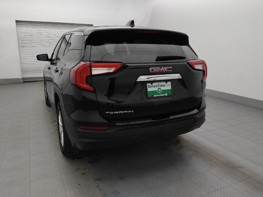 used 2024 GMC Terrain car, priced at $27,095