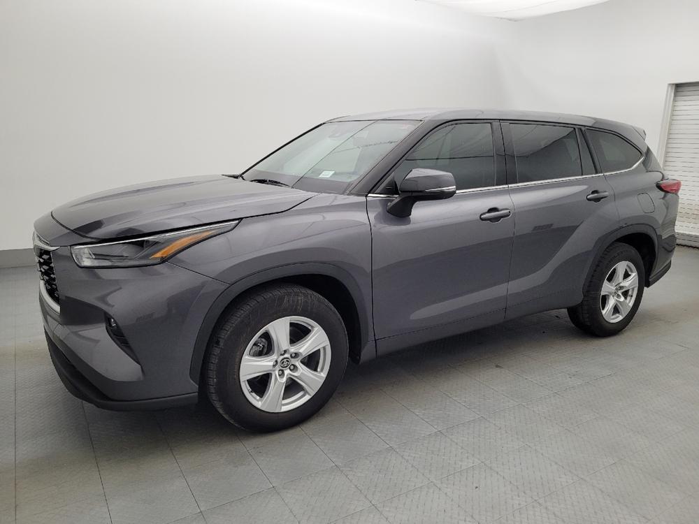 used 2022 Toyota Highlander car, priced at $25,195