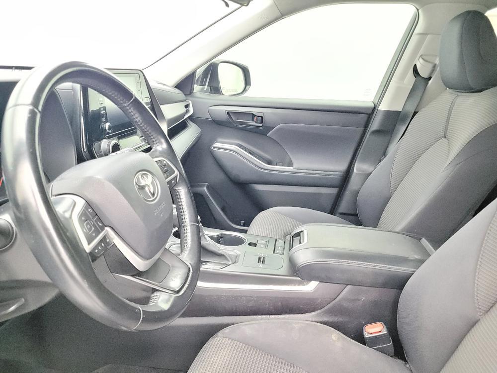 used 2022 Toyota Highlander car, priced at $25,195