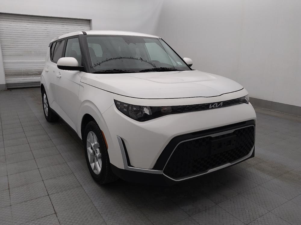 used 2024 Kia Soul car, priced at $21,395