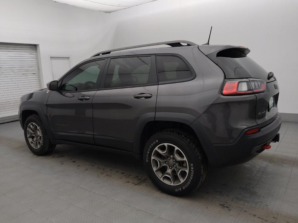 used 2020 Jeep Cherokee car, priced at $21,395