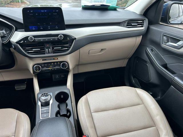 used 2022 Ford Escape car, priced at $21,314