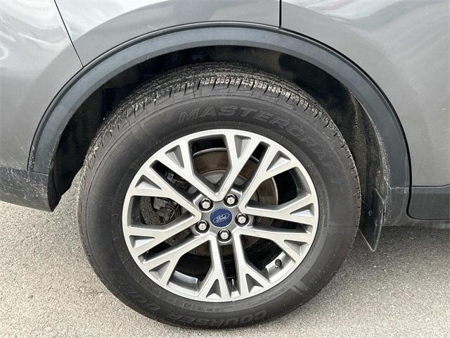 used 2022 Ford Escape car, priced at $19,136