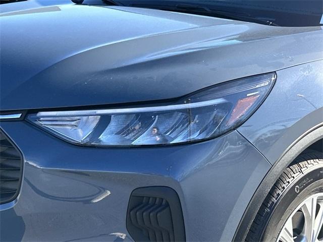 new 2026 Ford Escape car, priced at $28,357