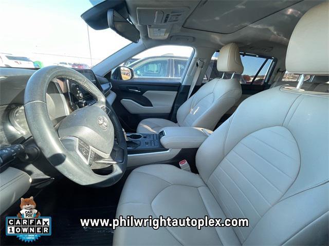 used 2022 Toyota Highlander car, priced at $30,491