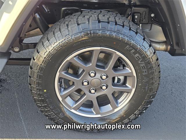 used 2021 Jeep Gladiator car, priced at $32,988