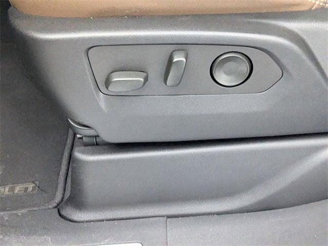 used 2022 Chevrolet Suburban car, priced at $59,986