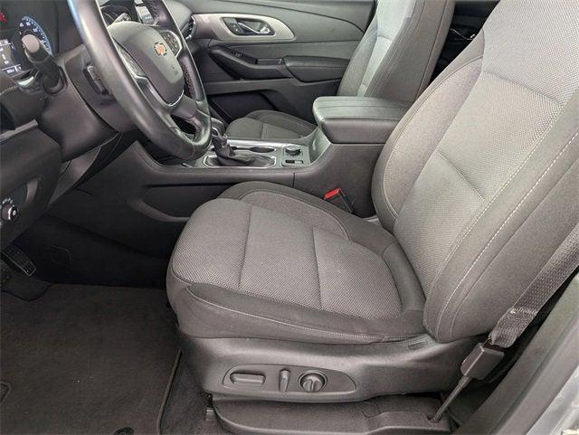 used 2023 Chevrolet Traverse car, priced at $28,848