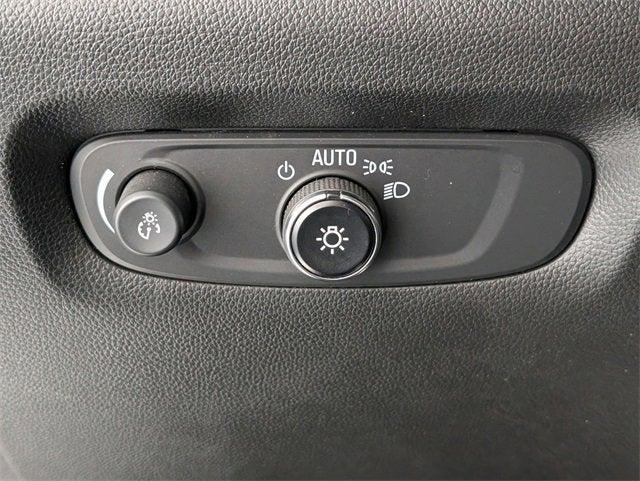 used 2023 Chevrolet Traverse car, priced at $28,848