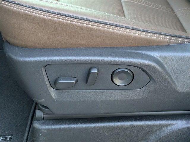 new 2025 Chevrolet Suburban car, priced at $88,125