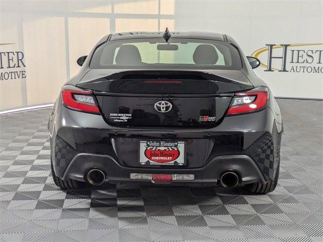 used 2025 Toyota GR86 car, priced at $32,642