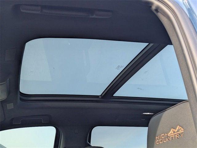 new 2025 Chevrolet Suburban car, priced at $87,130