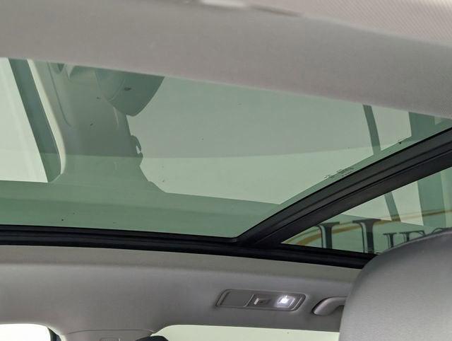 used 2024 Volkswagen Tiguan car, priced at $26,372