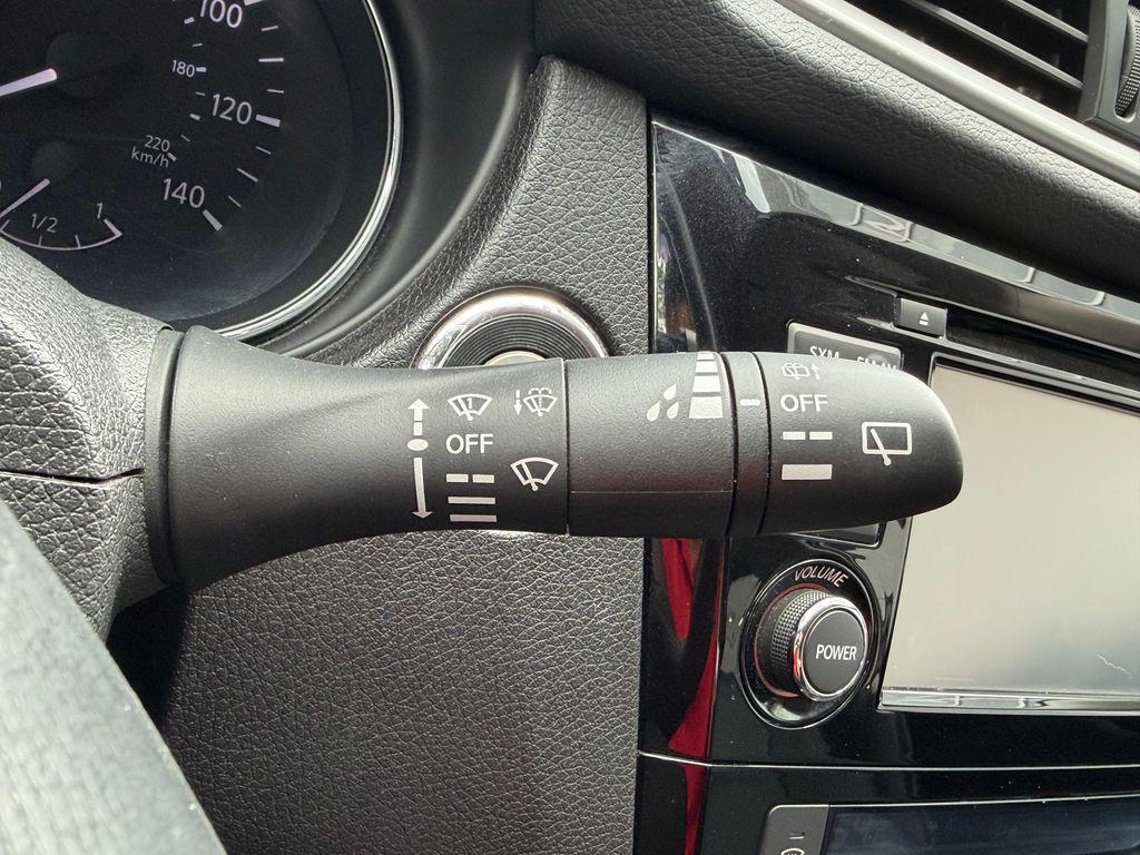 used 2014 Nissan Rogue car, priced at $13,287