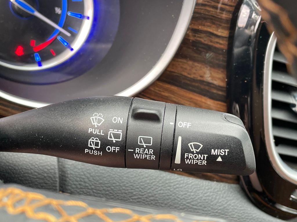 used 2021 Chrysler Pacifica car, priced at $29,888