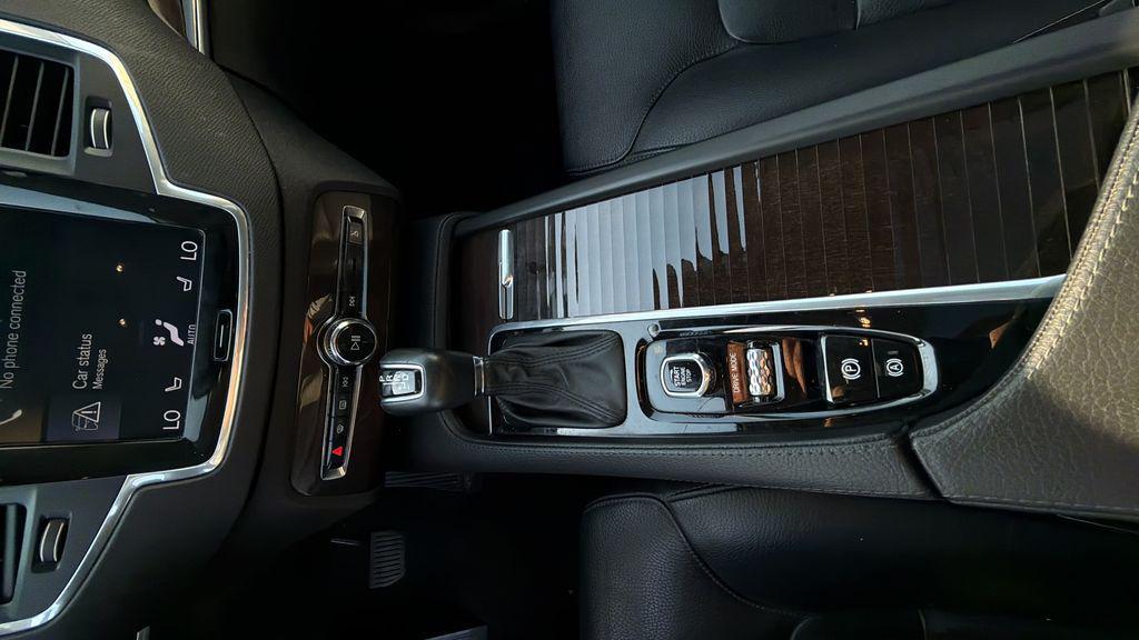used 2019 Volvo XC90 car, priced at $18,998