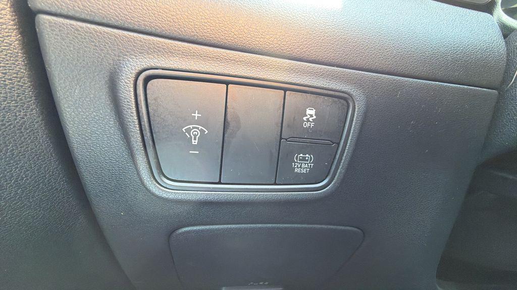 used 2022 Hyundai TUCSON Hybrid car, priced at $19,395