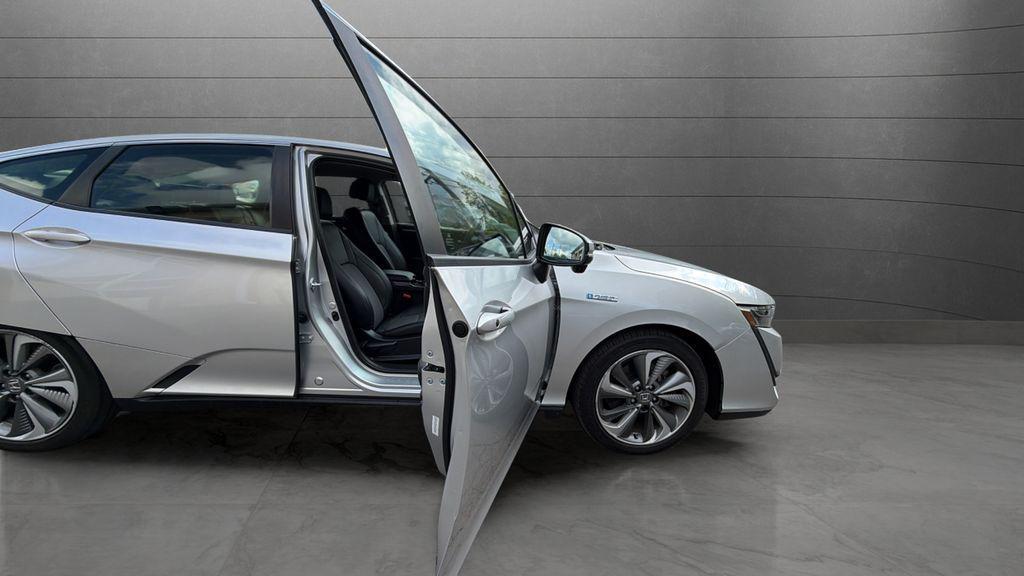 used 2020 Honda Clarity Plug-In Hybrid car, priced at $19,994