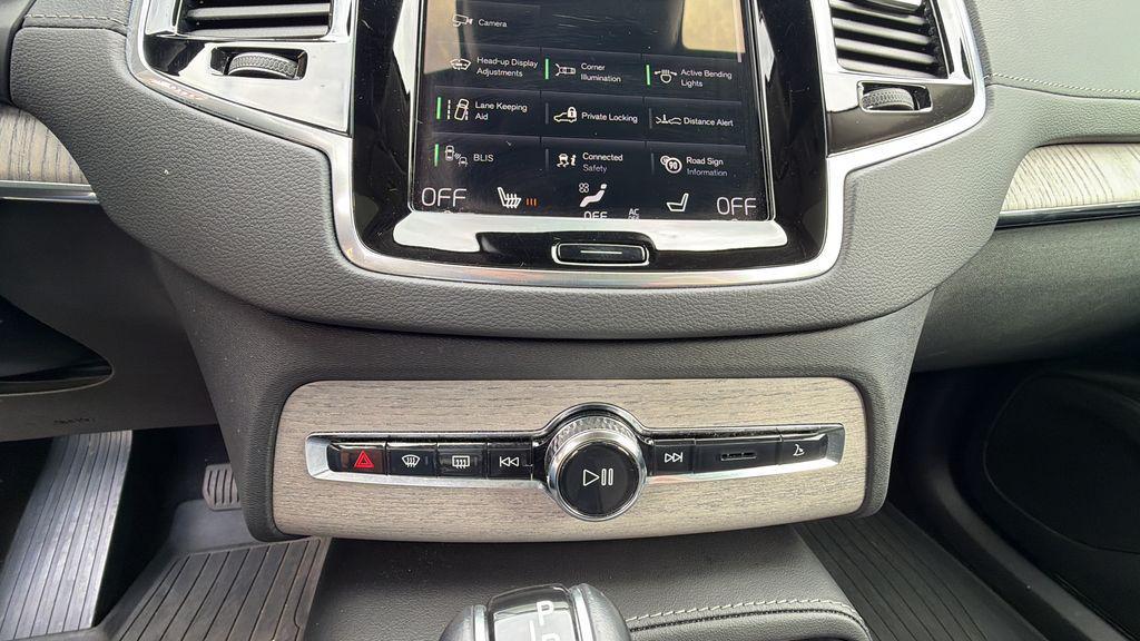 used 2022 Volvo XC90 car, priced at $27,778