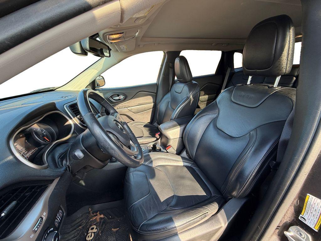 used 2016 Jeep Cherokee car, priced at $9,994