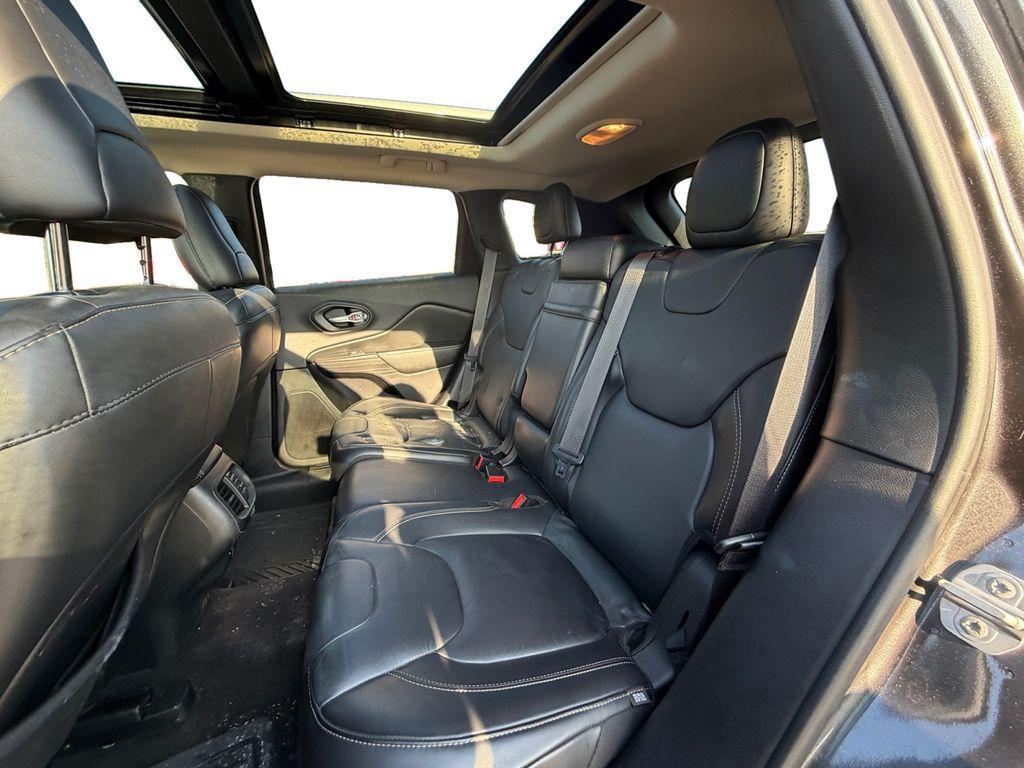 used 2016 Jeep Cherokee car, priced at $9,994