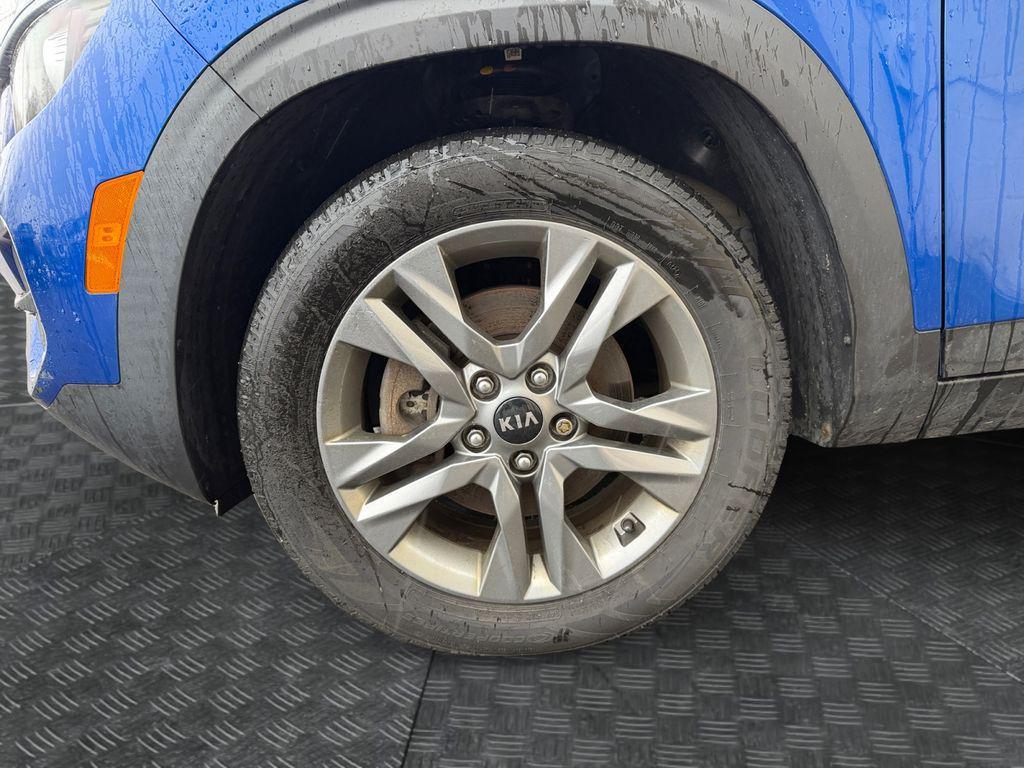 used 2021 Kia Seltos car, priced at $13,997