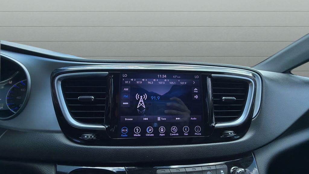 used 2018 Chrysler Pacifica car, priced at $15,199