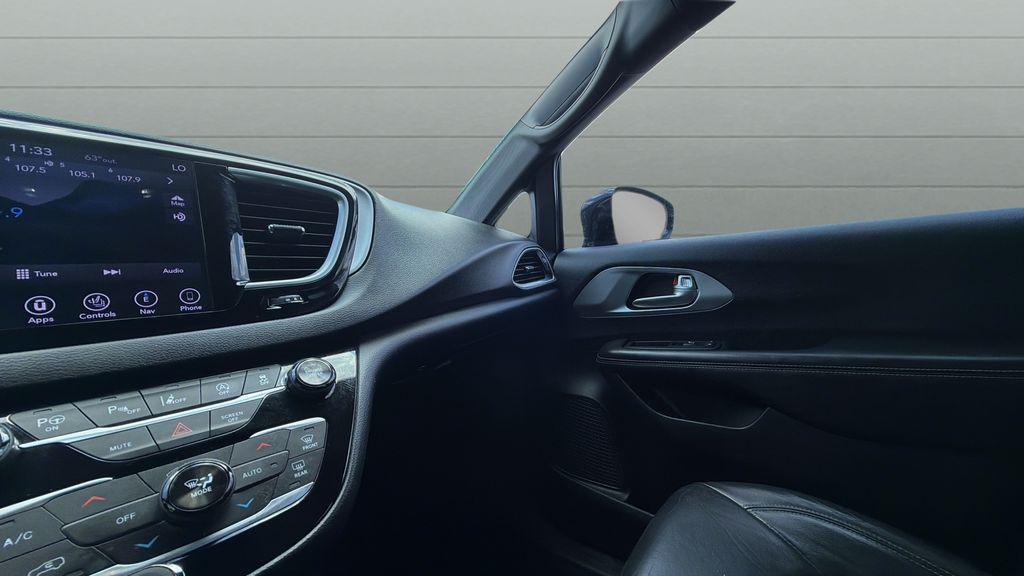 used 2018 Chrysler Pacifica car, priced at $15,199