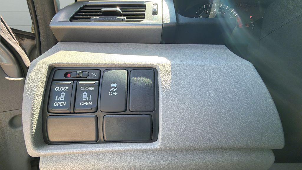 used 2012 Honda Odyssey car, priced at $5,899