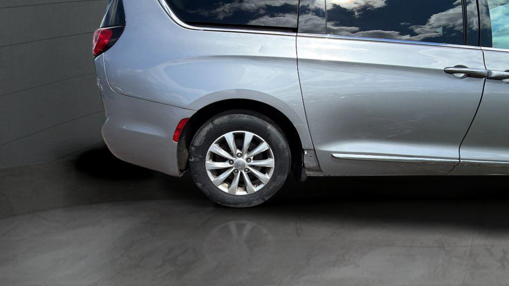 used 2019 Chrysler Pacifica car, priced at $18,994