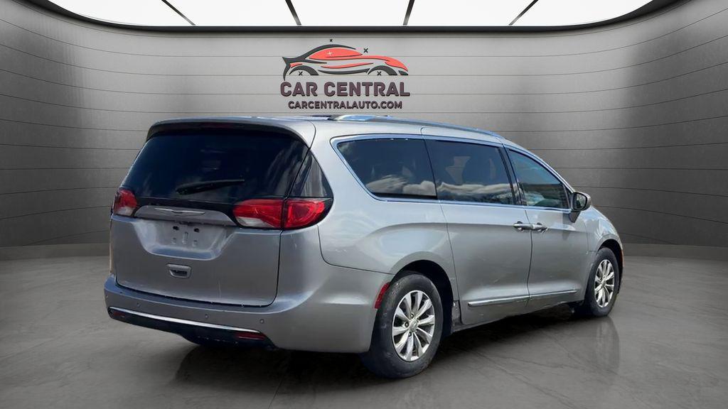 used 2019 Chrysler Pacifica car, priced at $18,994