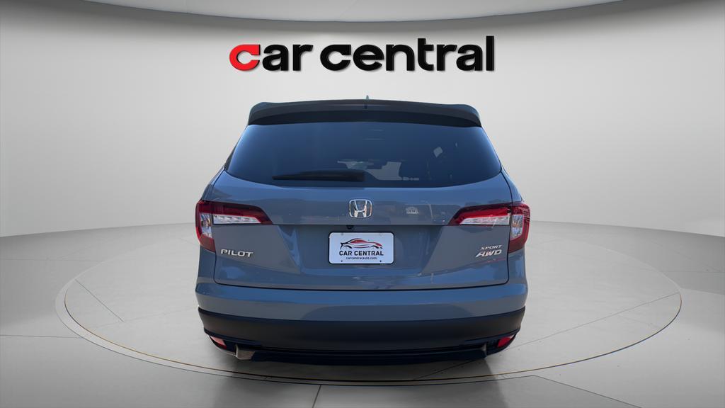 used 2022 Honda Pilot car, priced at $27,994