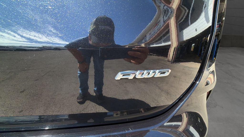 used 2022 Ford Edge car, priced at $17,994