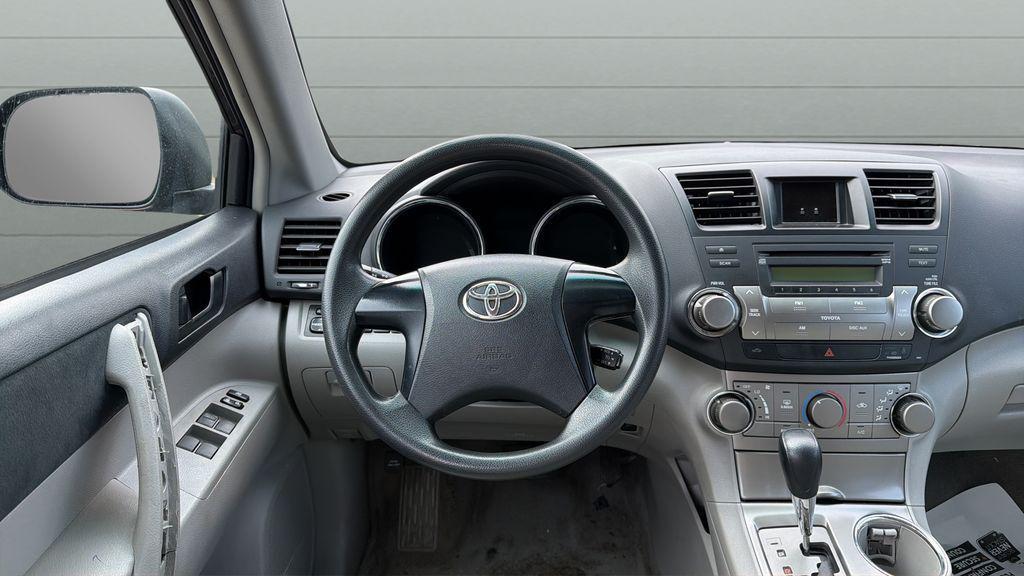 used 2010 Toyota Highlander car, priced at $7,994