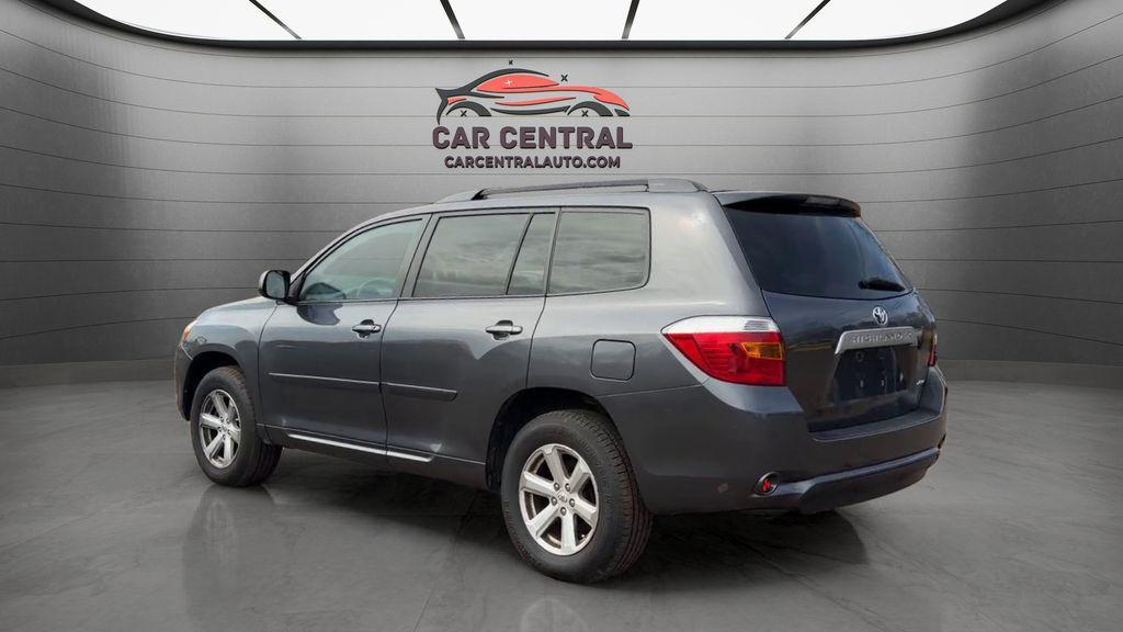 used 2010 Toyota Highlander car, priced at $7,994