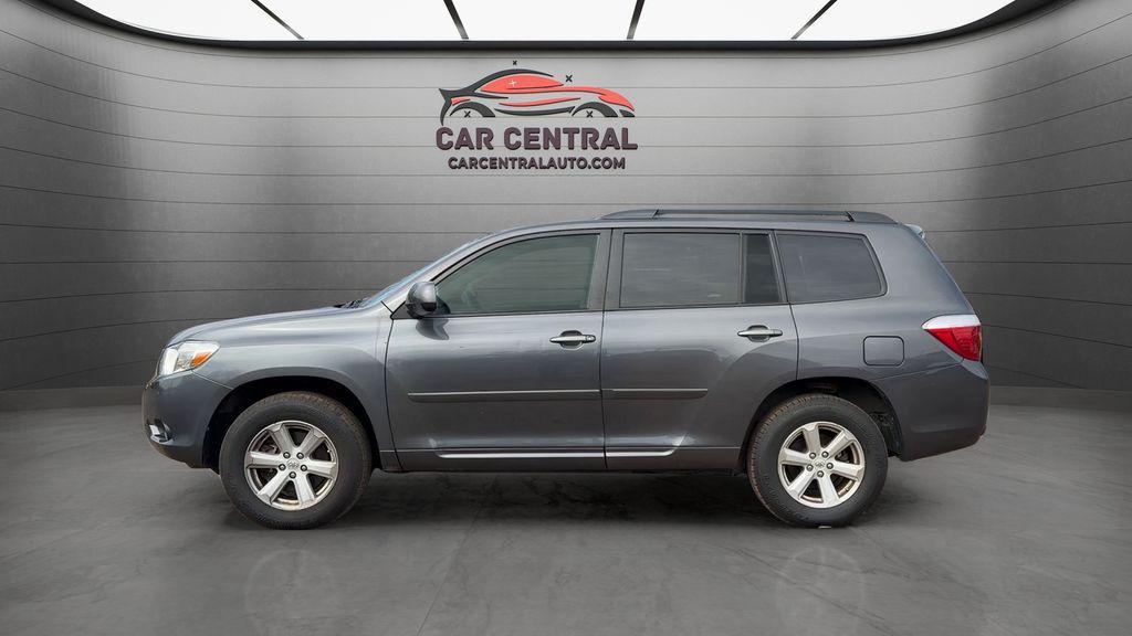 used 2010 Toyota Highlander car, priced at $7,994