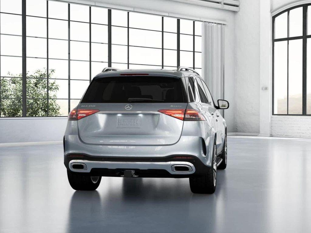 Mercedes-Benz GLE view 23