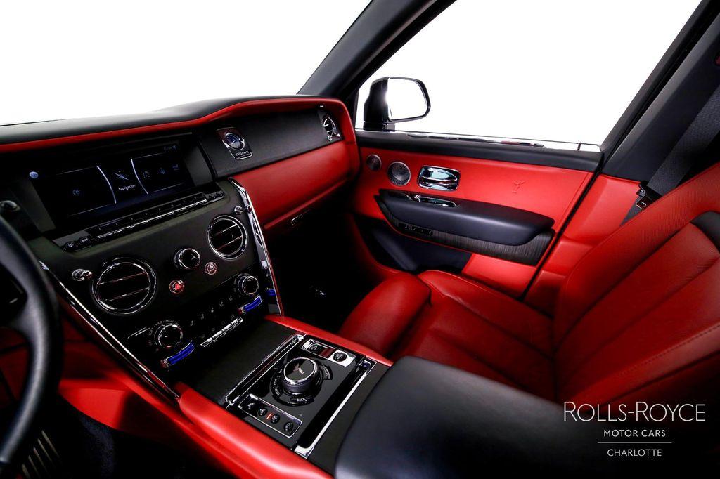used 2022 Rolls-Royce Cullinan car, priced at $279,996