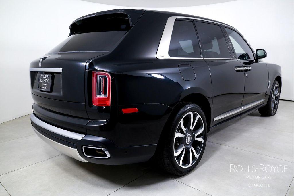 used 2022 Rolls-Royce Cullinan car, priced at $249,996