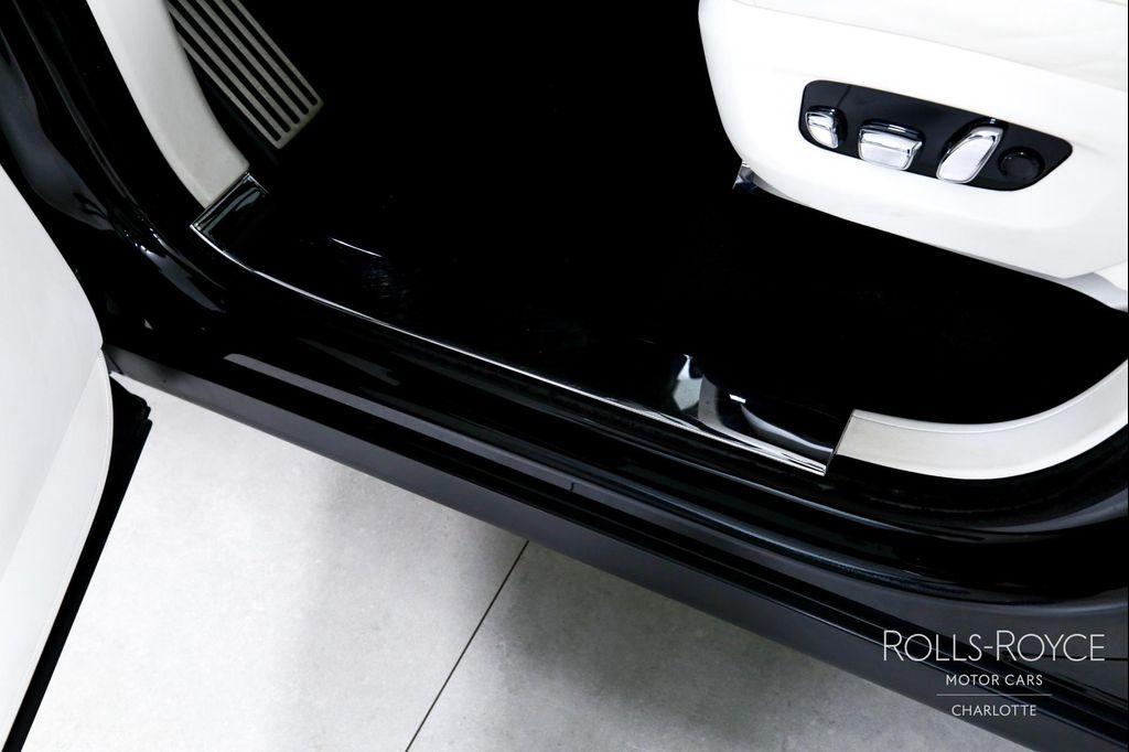 used 2022 Rolls-Royce Cullinan car, priced at $249,996