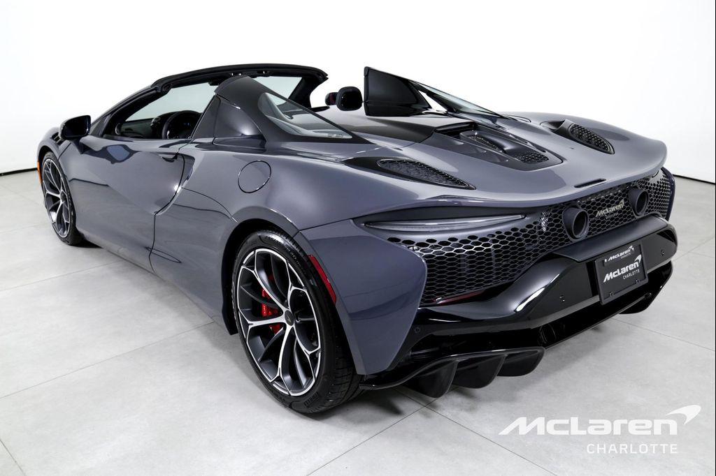used 2025 McLaren Artura car, priced at $289,996