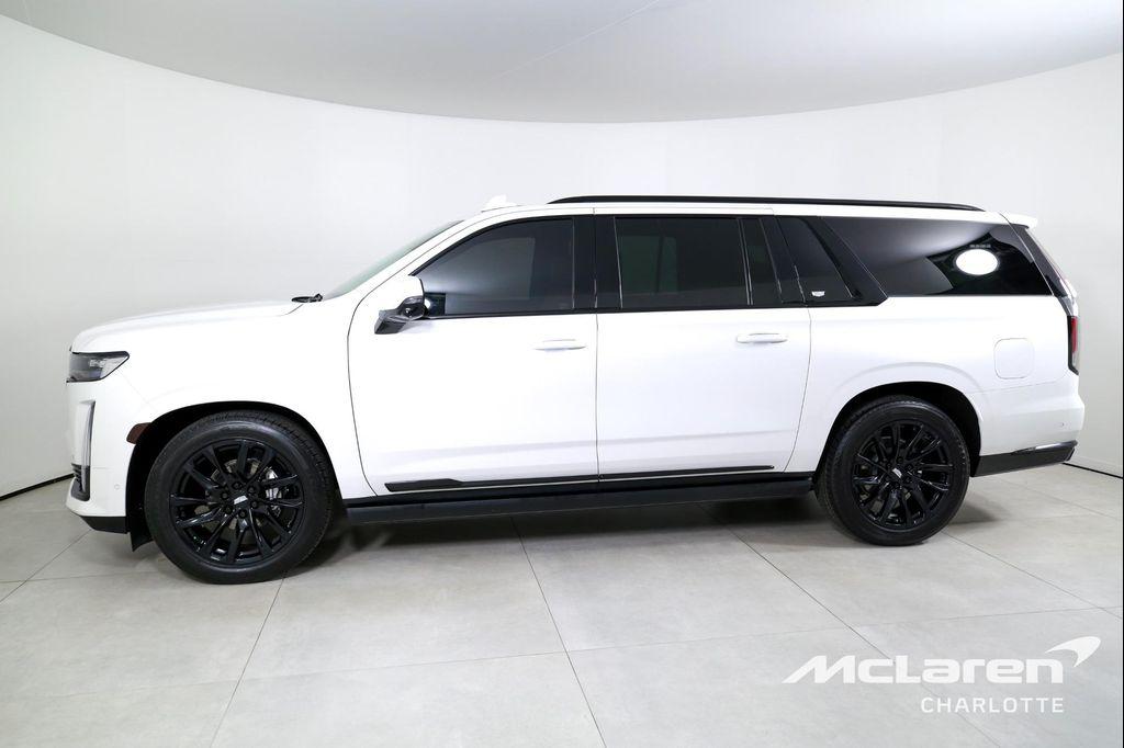 used 2022 Cadillac Escalade ESV car, priced at $69,996