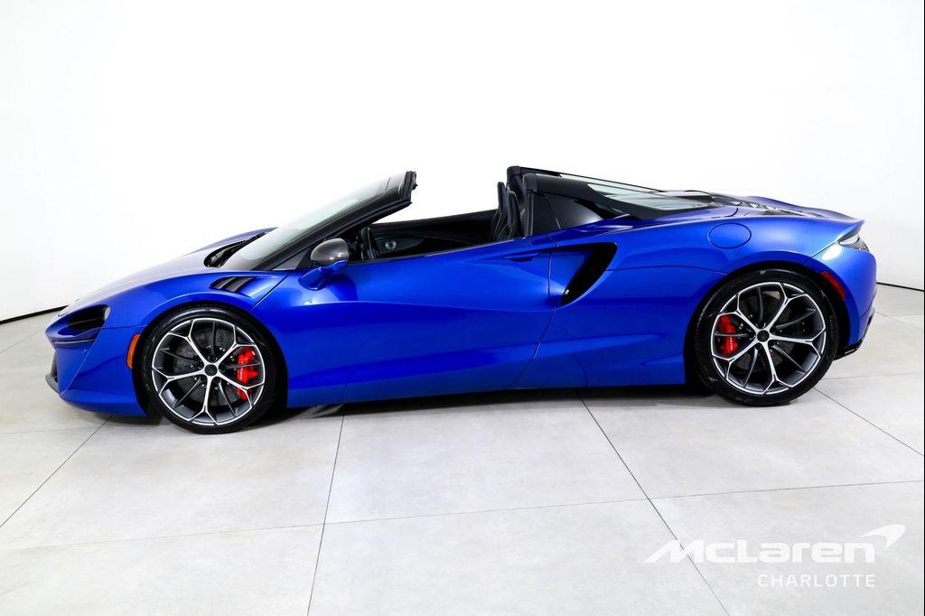 used 2025 McLaren Artura car, priced at $259,996