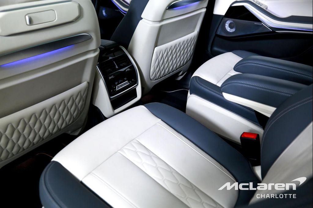 used 2024 BMW ALPINA XB7 car, priced at $112,996