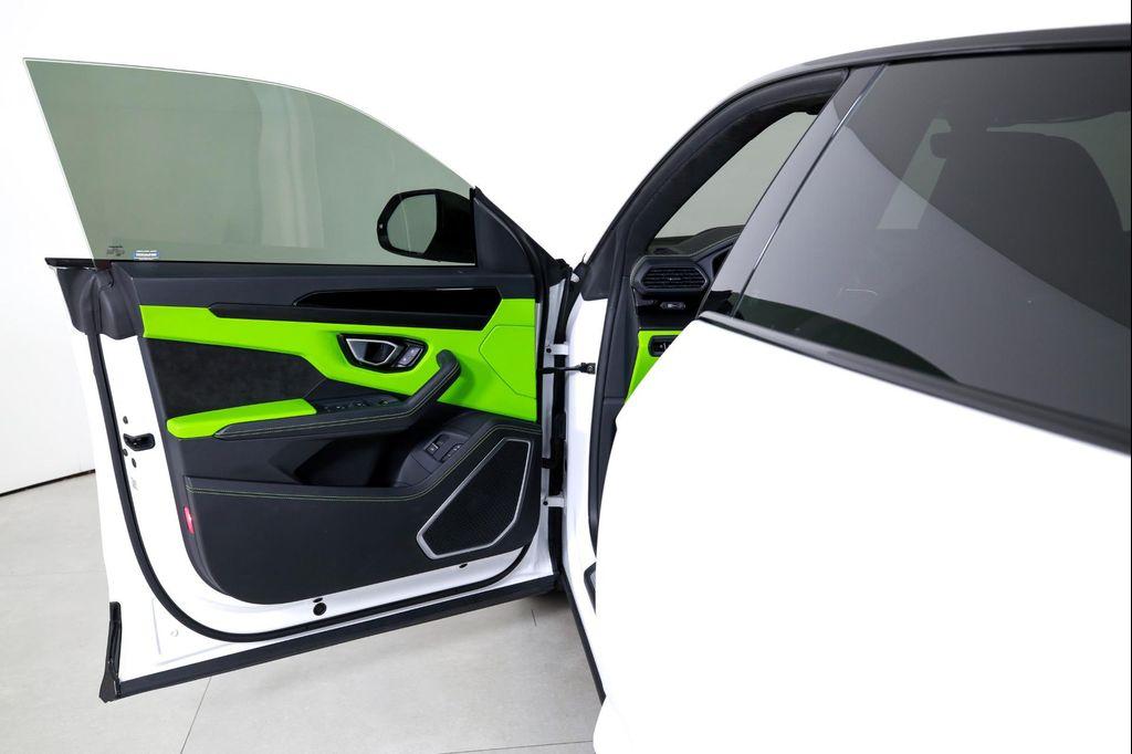 used 2022 Lamborghini Urus car, priced at $219,996