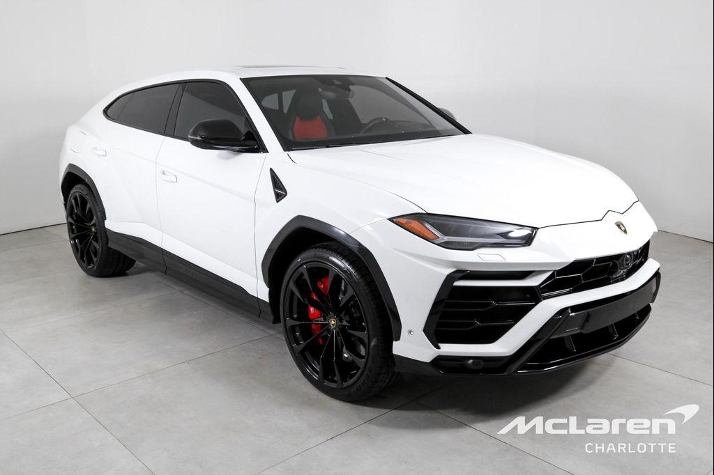 used 2022 Lamborghini Urus car, priced at $189,996